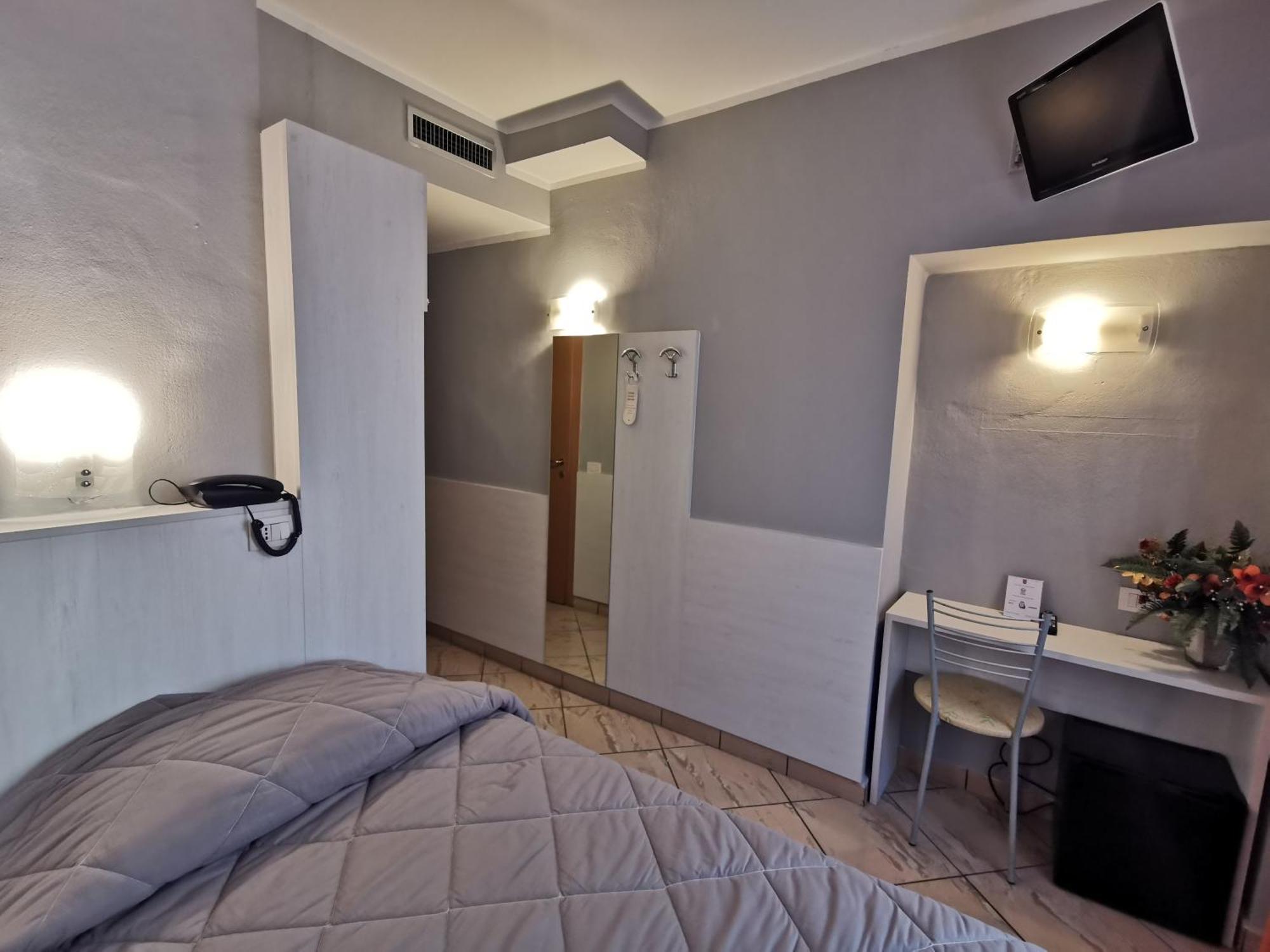 Hotel Brianza Μιλάνο Εξωτερικό φωτογραφία
