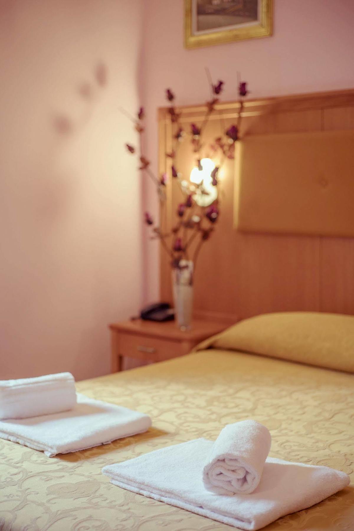 Hotel Brianza Μιλάνο Εξωτερικό φωτογραφία