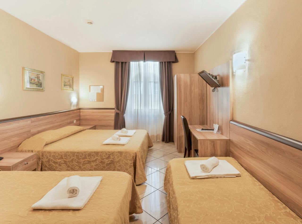 Hotel Brianza Μιλάνο Εξωτερικό φωτογραφία